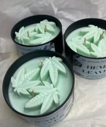 SARA JAY Vibrators Sara Jay Hemp Leaves Soy Candle SARA JAY Vibrators Sara Jay Hemp Leaves Soy Candle